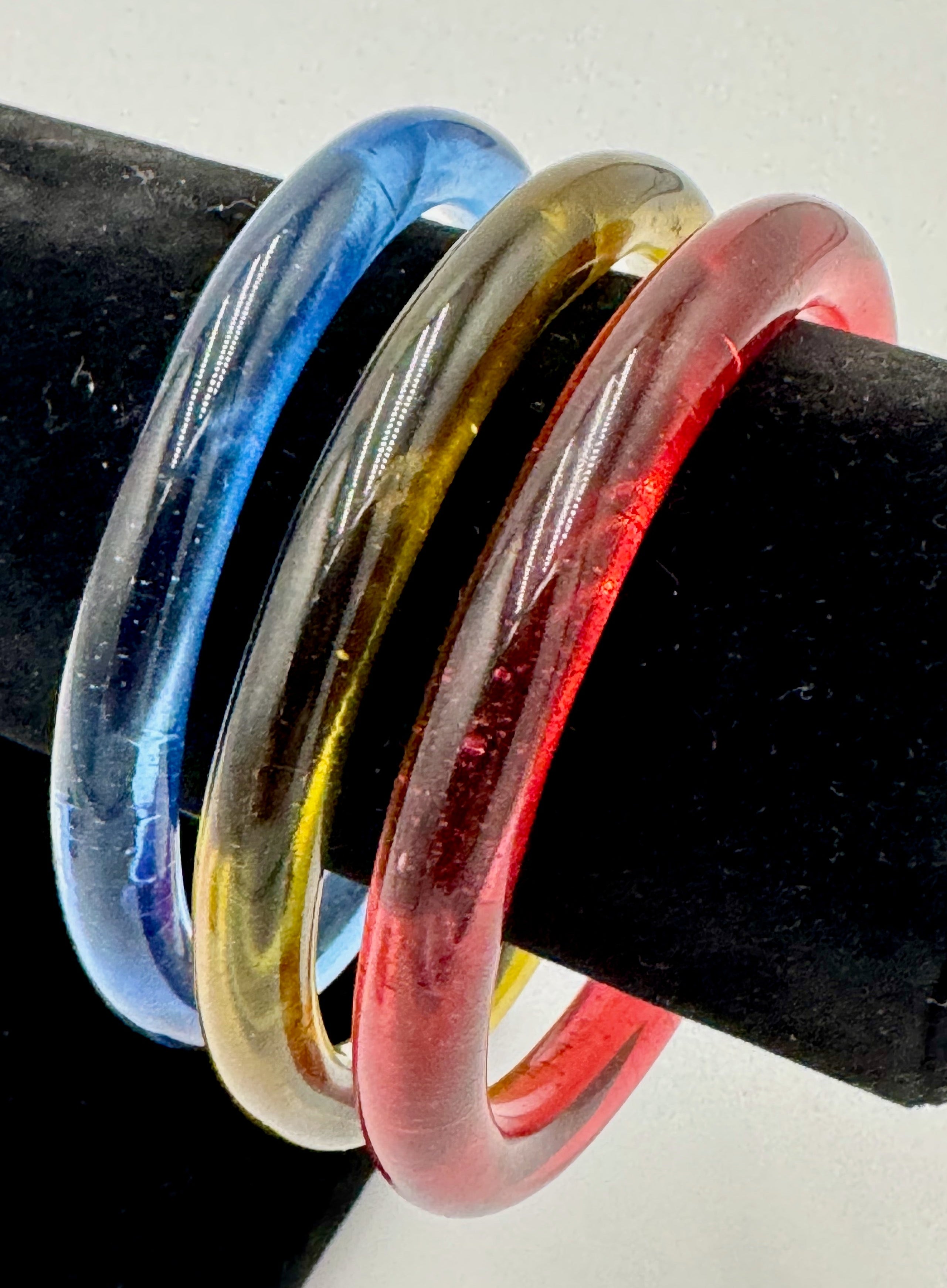 Set of 3 Vintage Glass Bangles Blue Red Amber – Strong Museum Provenance