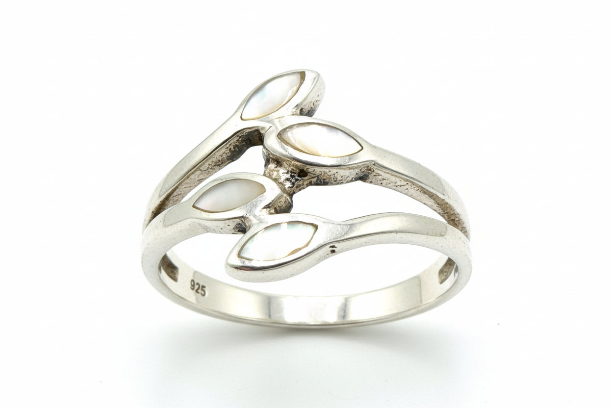 Vintage Sterling Silver Moonstone Ring – Organic Multi-Stone Design, Size 5