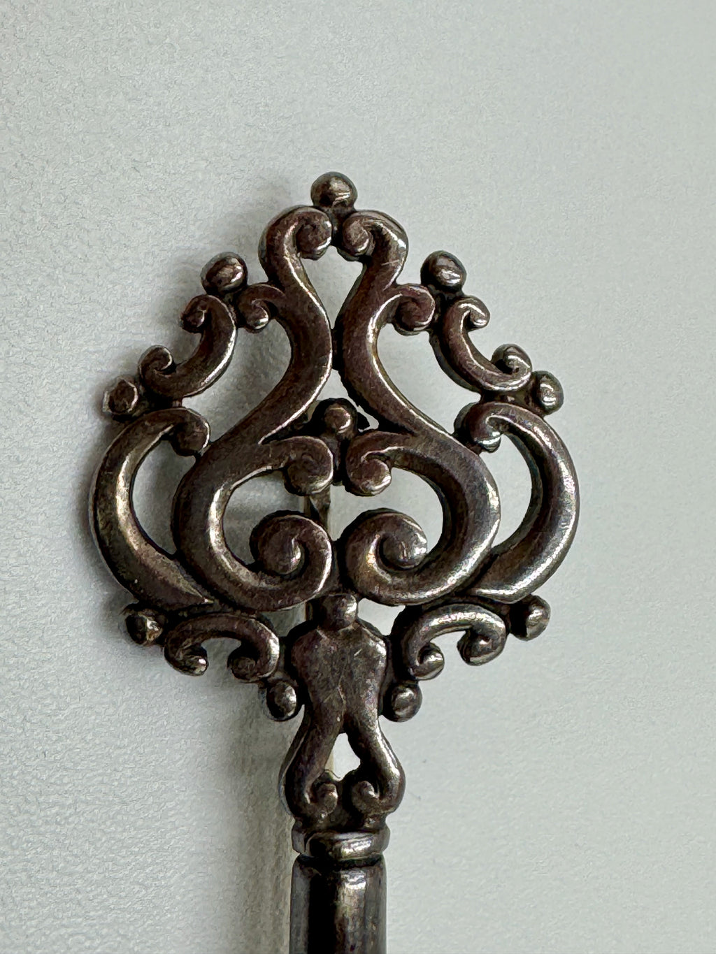 James Avery Sterling Silver Ornate Key Brooch Pin Vintage Scroll Heart Design