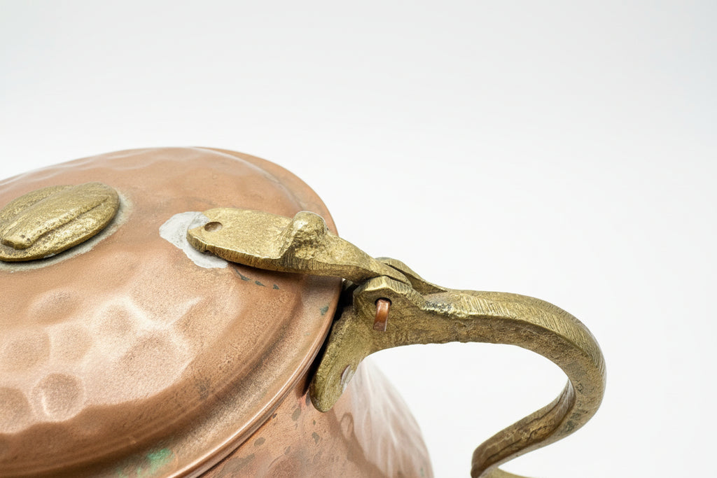 Vintage Hammered Copper Lidded Pot with Spout – Rustic Kitchen Statement Piece