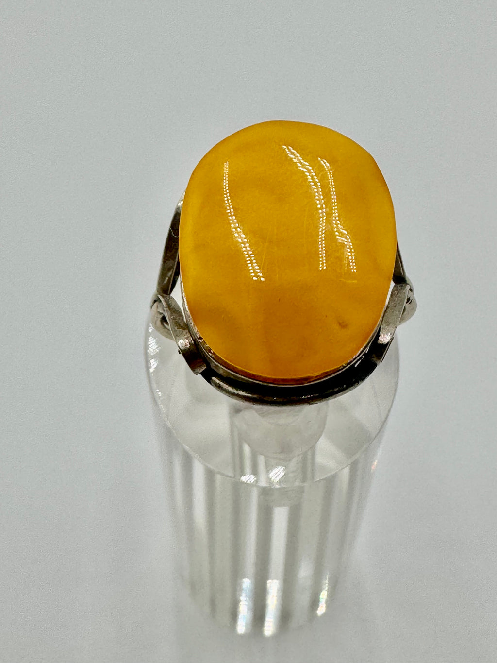 Vintage Silver Tone Ring with Butterscotch Amber Cabochon – Size 7