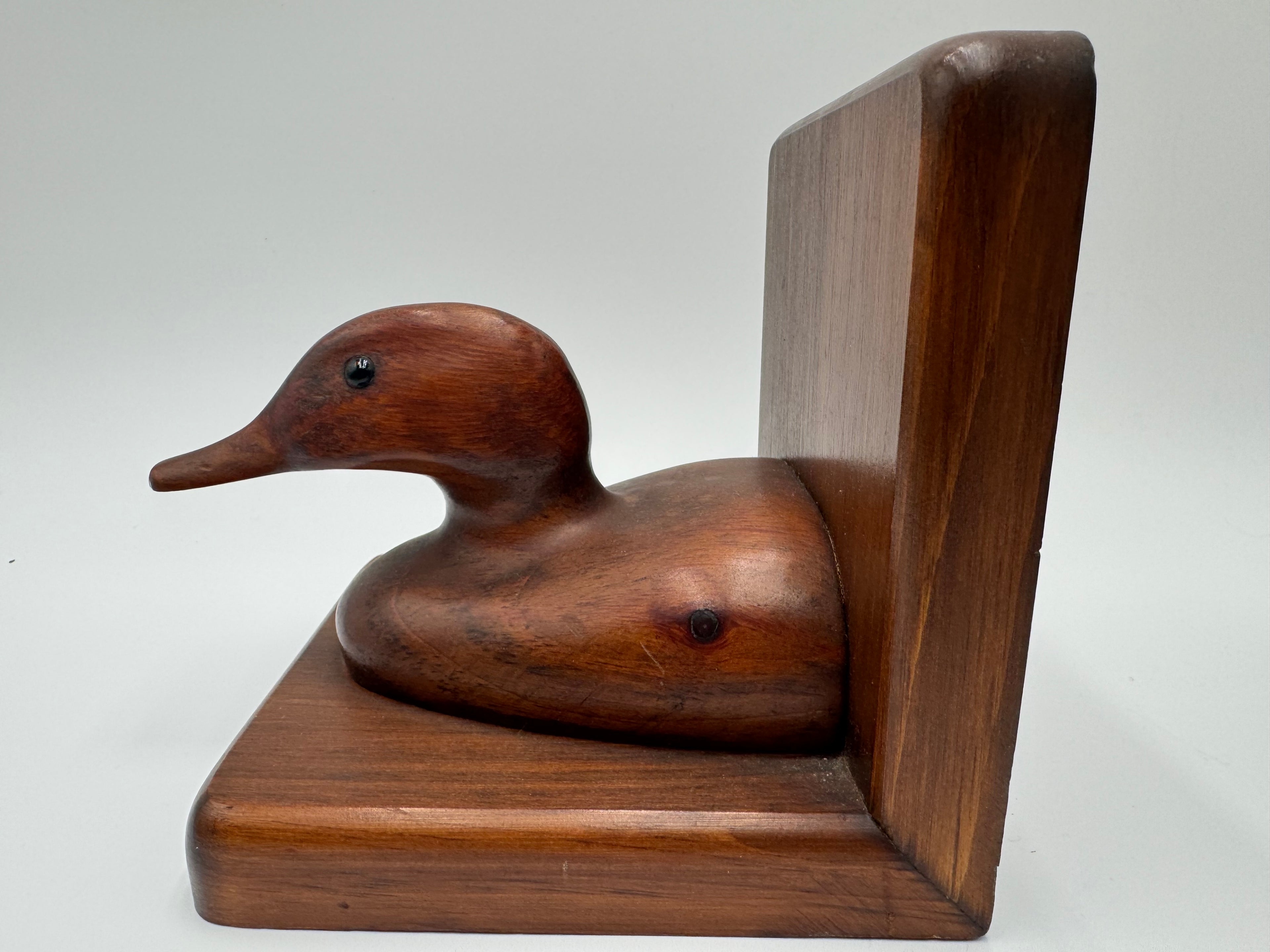 Vintage Hand-Carved Wooden Duck Bookends – Mid Century Style Pair
